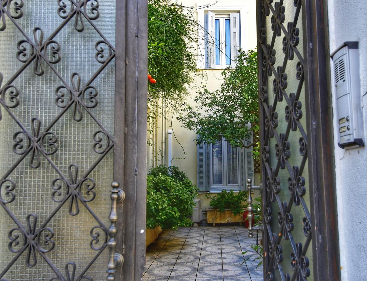 Appartamento Athens Authentic Elegance At Acropolis Esterno foto