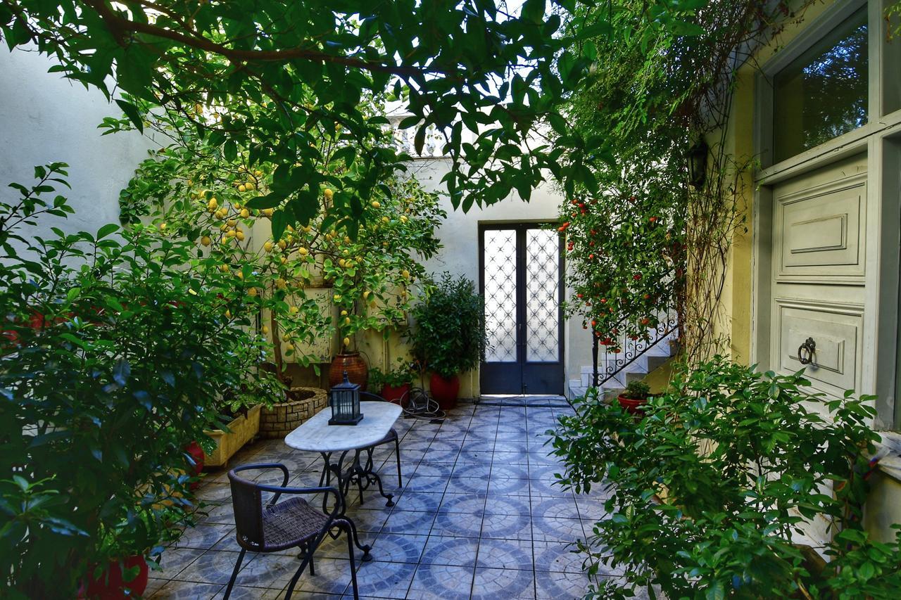 Appartamento Athens Authentic Elegance At Acropolis Esterno foto