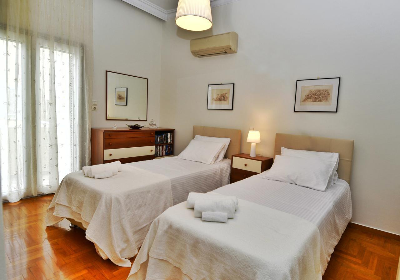 Appartamento Athens Authentic Elegance At Acropolis Esterno foto