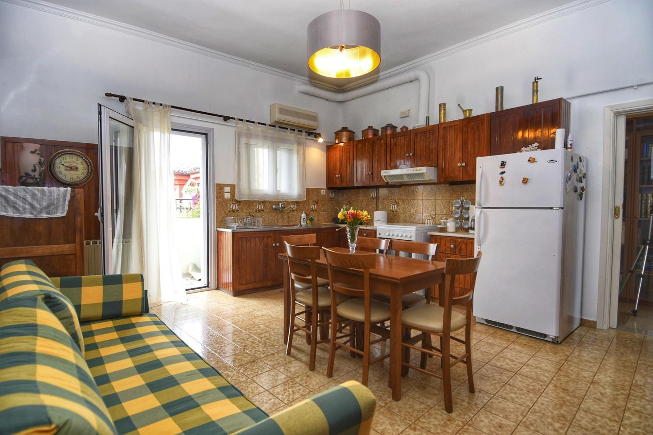 Appartamento Athens Authentic Elegance At Acropolis Esterno foto