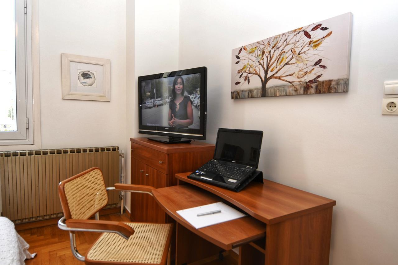Appartamento Athens Authentic Elegance At Acropolis Esterno foto